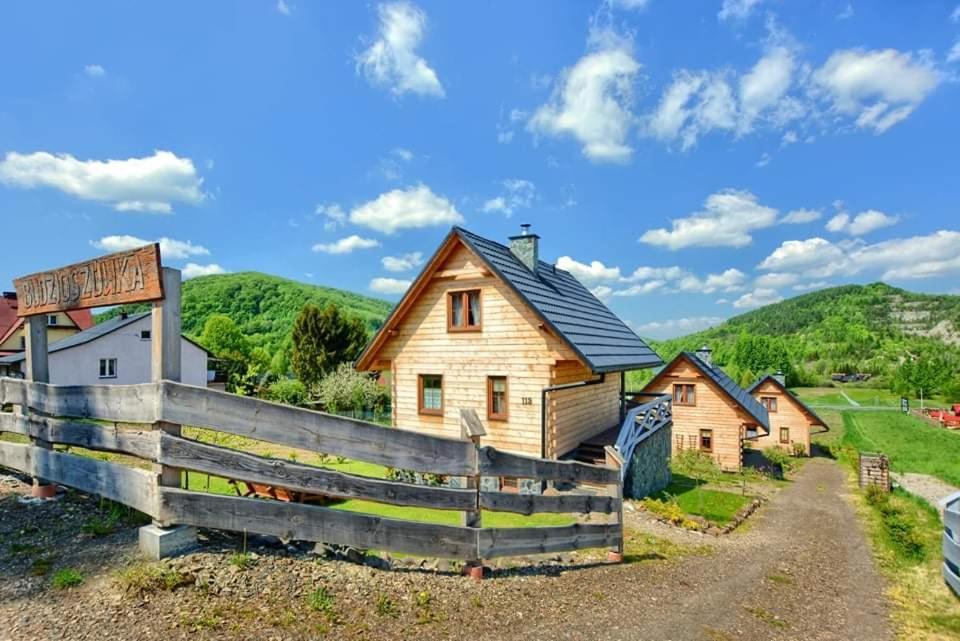 Domki Caloroczne Domkowstwo Bobrka Buitenkant foto